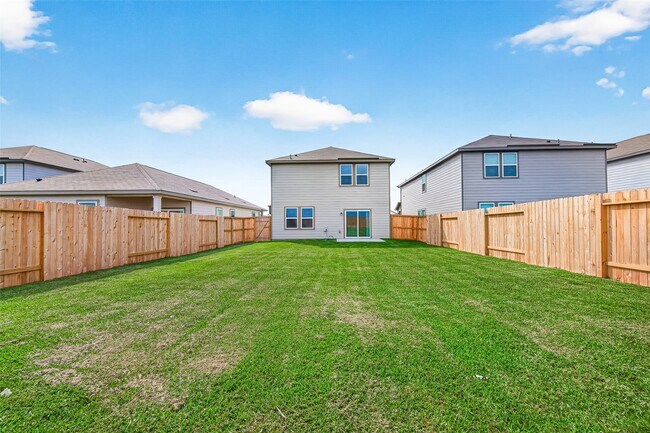 Building Photo - 8347 Vacek Xing Wy