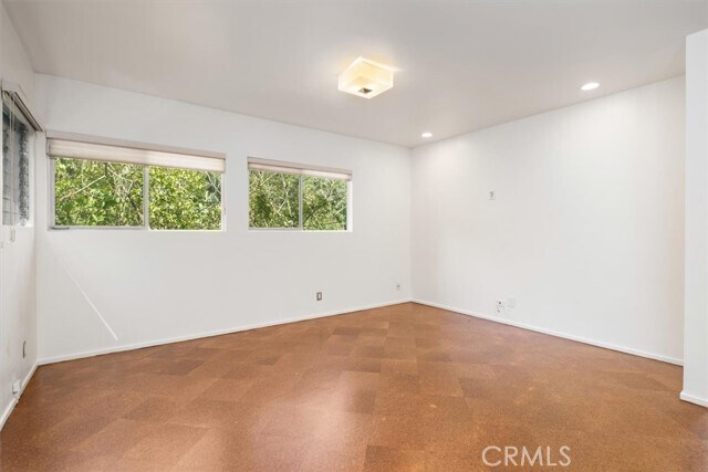 Building Photo - 3946 Alta Mesa Dr