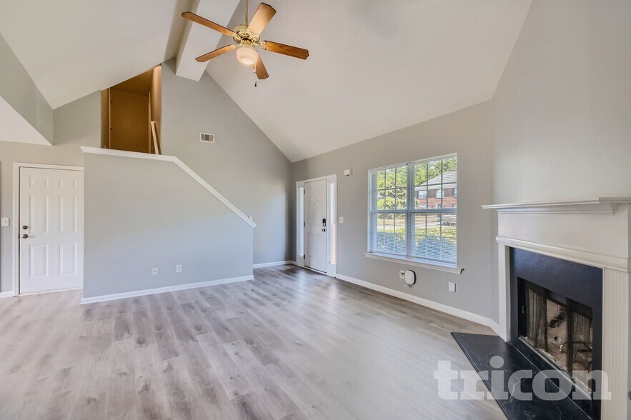 Building Photo - 790 White Dove Dr