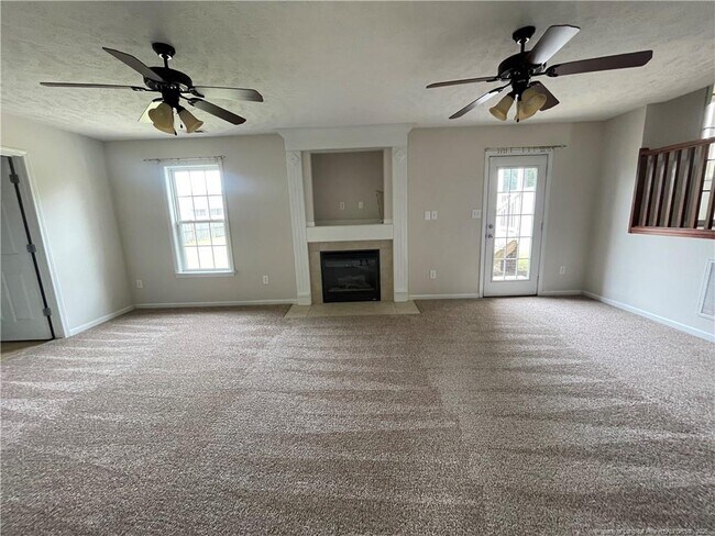 Building Photo - 8240 Frenchorn Ln