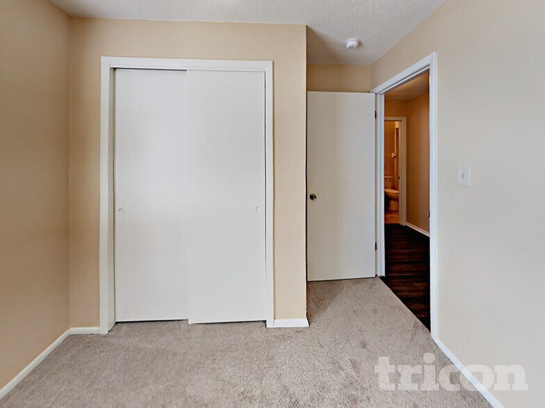 Building Photo - 1239 La Mesa Ave