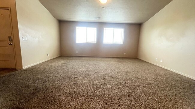 Building Photo - 1019 Village River Ln