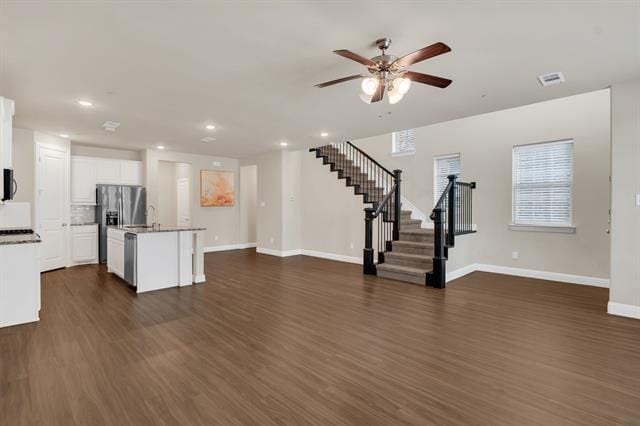 Building Photo - 910 Estelle Dr