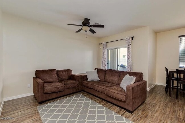 Building Photo - 7423 S 27th Way