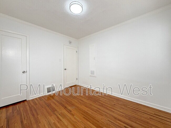 Building Photo - 3324 S 1100 E