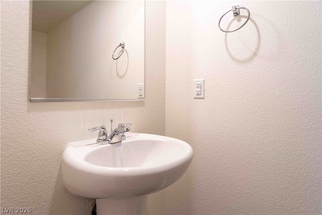 Building Photo - 3727 Celesta Vis Ave