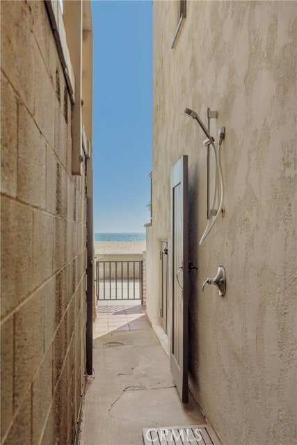 Building Photo - 2654 The Strand