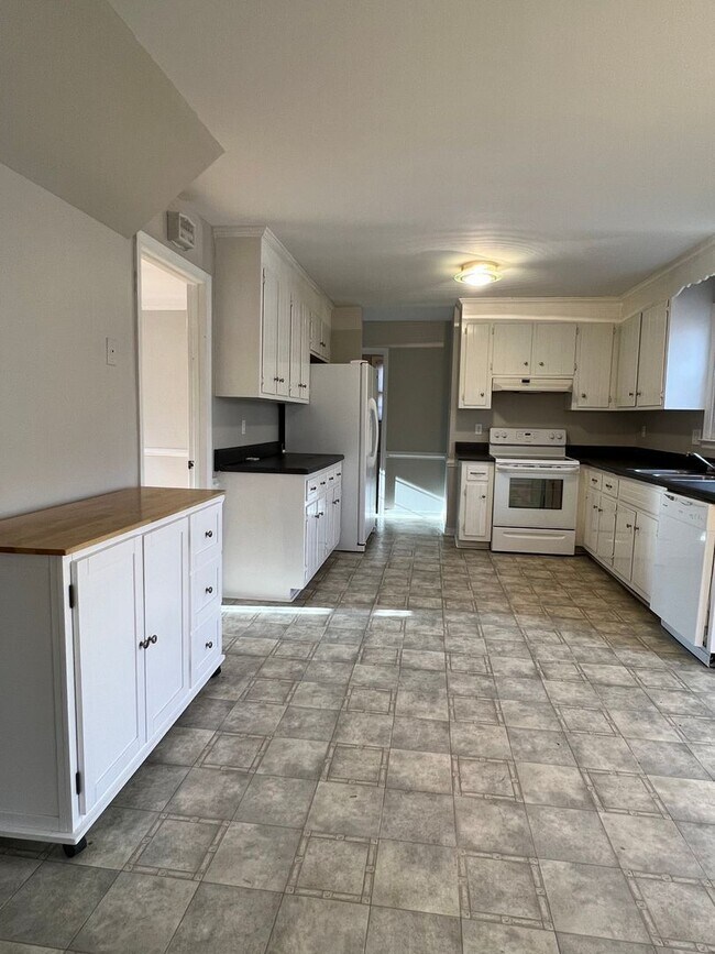 Building Photo - 2508 Crosstimbers Terrace