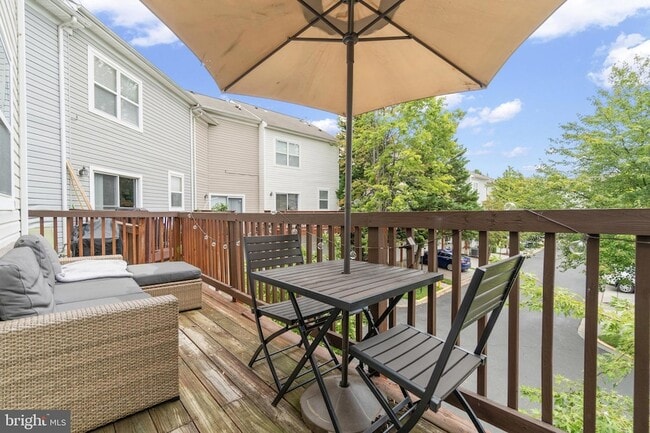 Building Photo - 21796 Kelsey Square