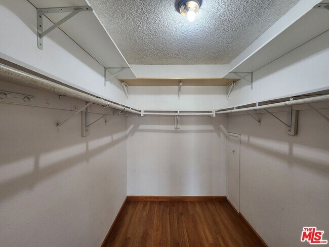 Building Photo - 148 Casuda Canyon Dr