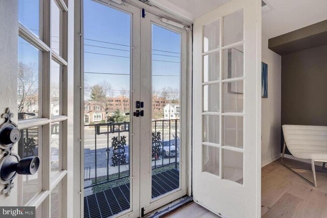 Building Photo - 4940 Bradley Blvd