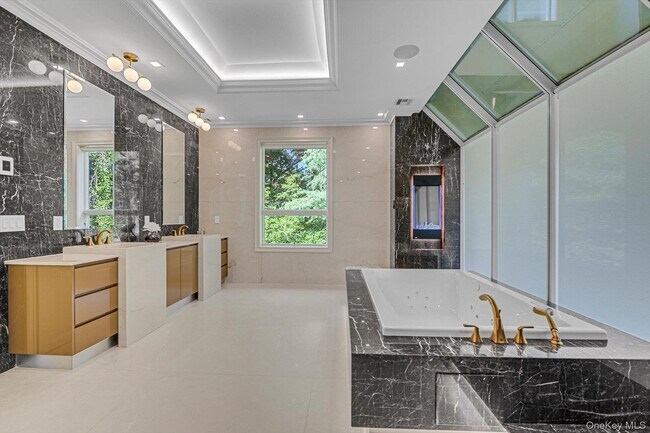 Building Photo - 55 Coves Run