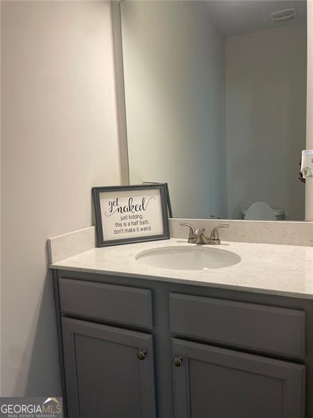 Building Photo - 560 Vandenburg Dr