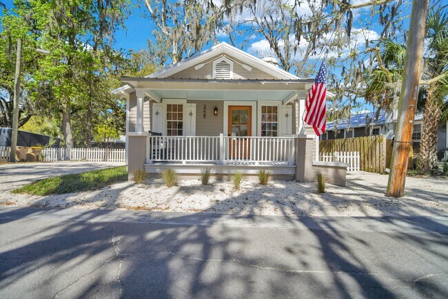 Building Photo - 3228 Bannon Ave