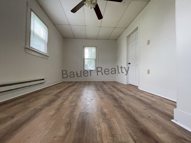Building Photo - Ranch Style Home