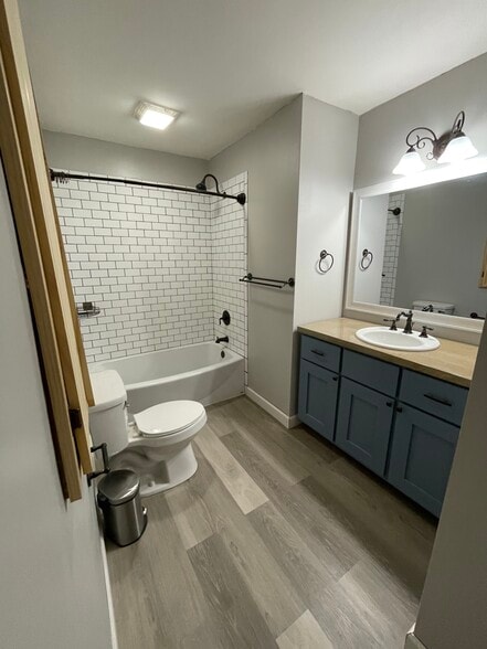 Building Photo - 1732 Piedmont St