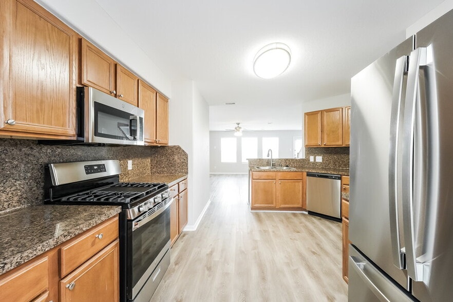 Building Photo - 9816 Lace Flower Way