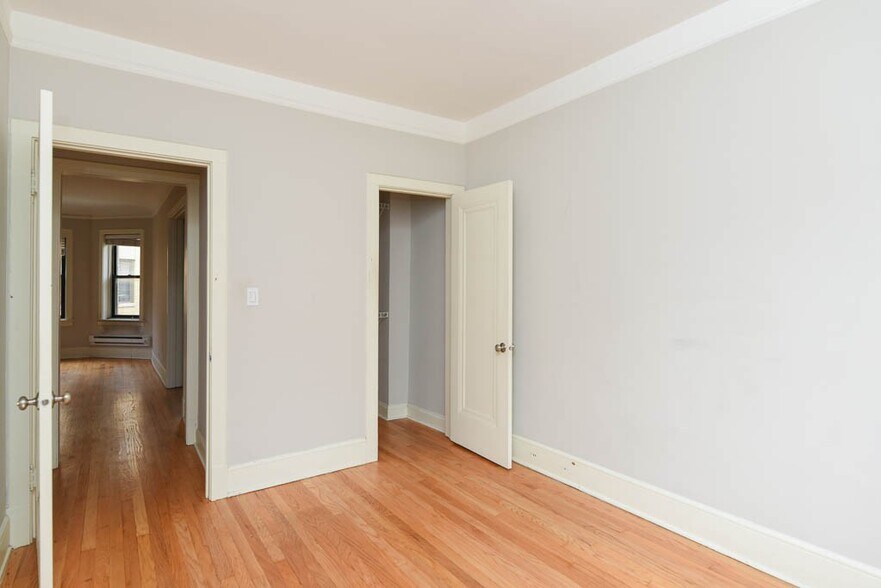 Building Photo - 2328.5 N Rockwell St