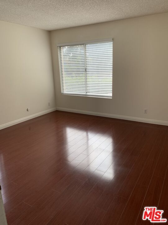 Building Photo - 4105 Summertime Ln