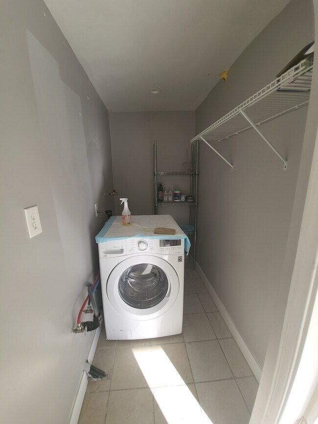 Building Photo - 19221 Napa St