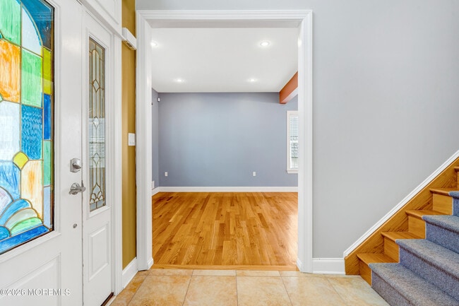 Building Photo - 1000 Eighth Ave