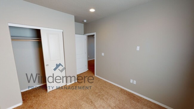 Building Photo - 1309 S W Virginia St