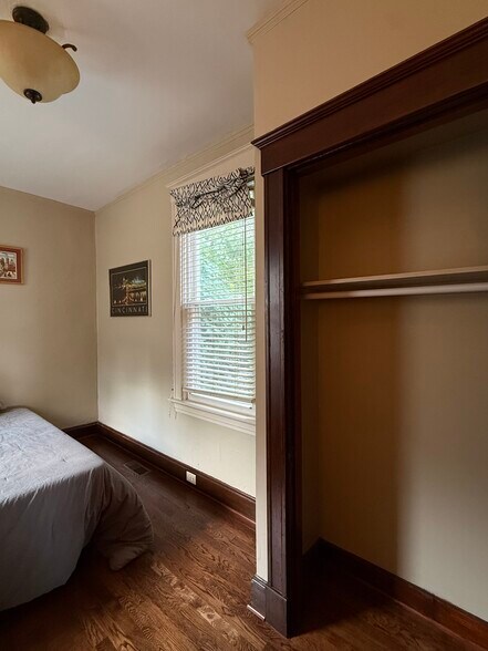 Building Photo - 266 Bodmann Ave