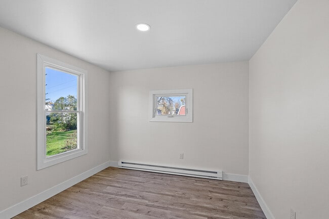 Building Photo - 3 Platt St