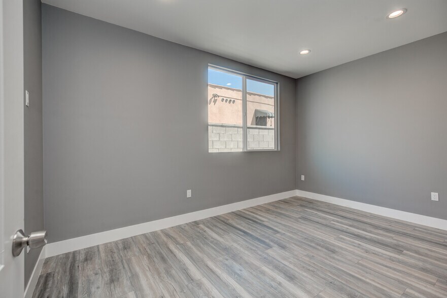 Building Photo - 3626 Cimarron St