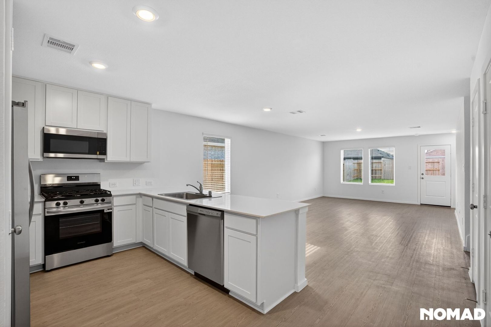 Building Photo - 1519 Rose Blush Ln