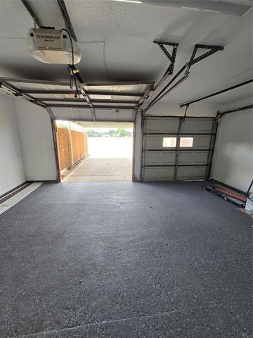 Building Photo - 553 Doral Pl