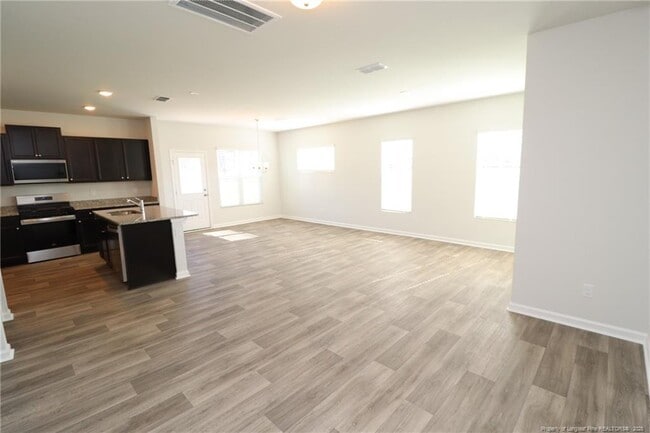 Building Photo - 4000 Kidd Pl