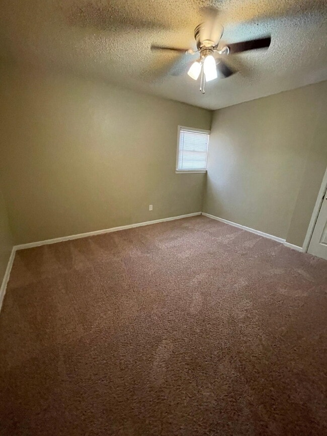 Building Photo - 2111 14th St