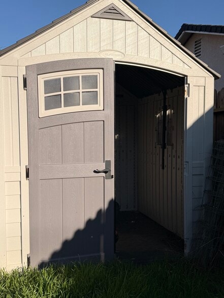 Building Photo - 1253 Ravenshoe Way