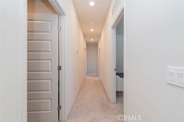 Building Photo - 40277 Birchfield Dr