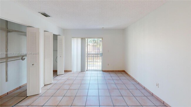 Building Photo - 6415 SW 129th Pl