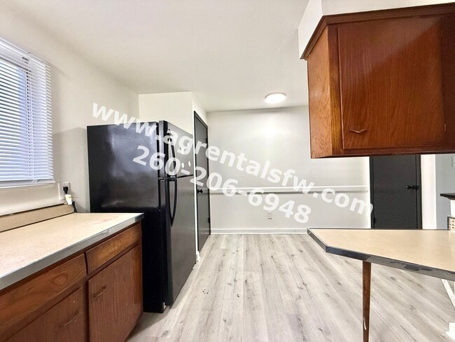 Building Photo - 4729 Northcrest Dr