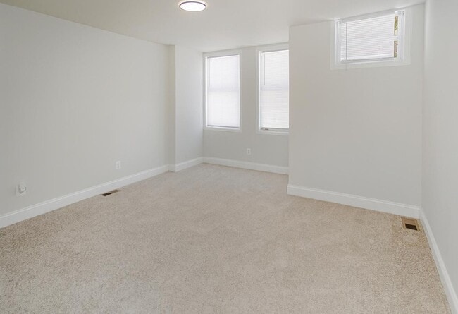 Building Photo - 3 BED/ 3BATH HOME IN HISTORIC IRVINGTON!!!