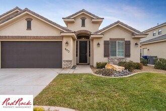 Building Photo - Beautiful 4 Bedroom Home