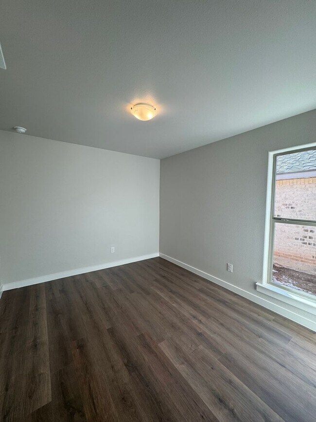 Building Photo - 6508 Lewisville Ln