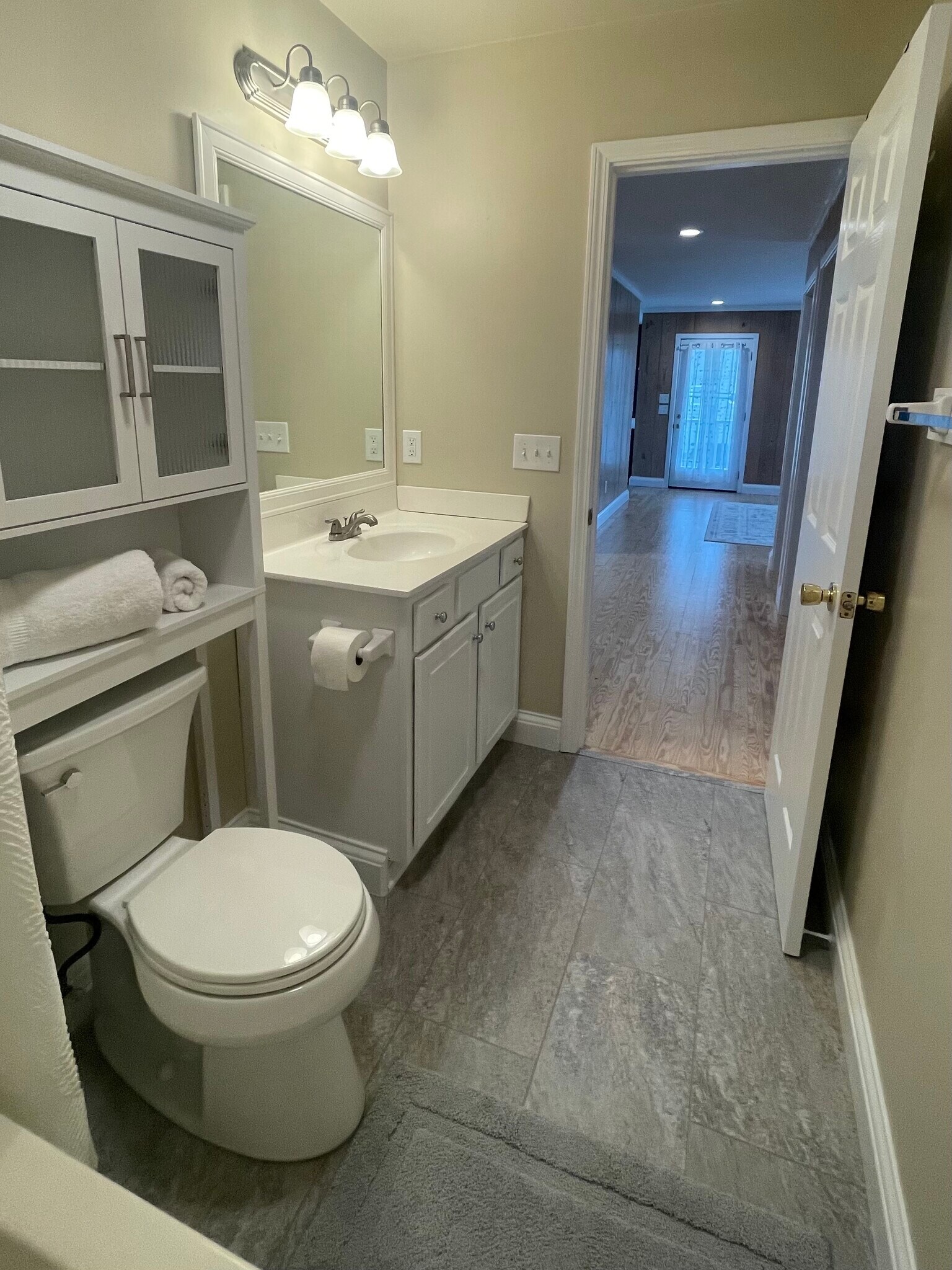 Downstairs Bath - 101 Lumina Ave N