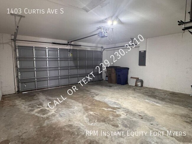 Building Photo - 1403 Curtis Ave S