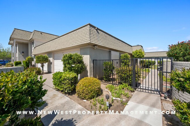 Building Photo - Beautifully upgraded Point Loma 2-bedroom ...