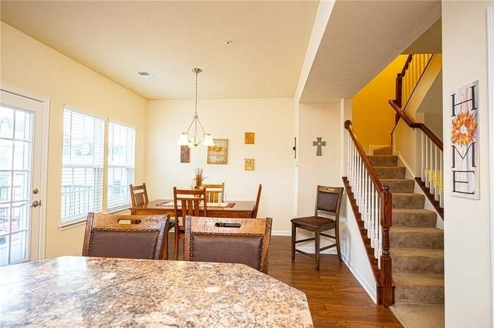 Building Photo - 1142 Bayberry Dr