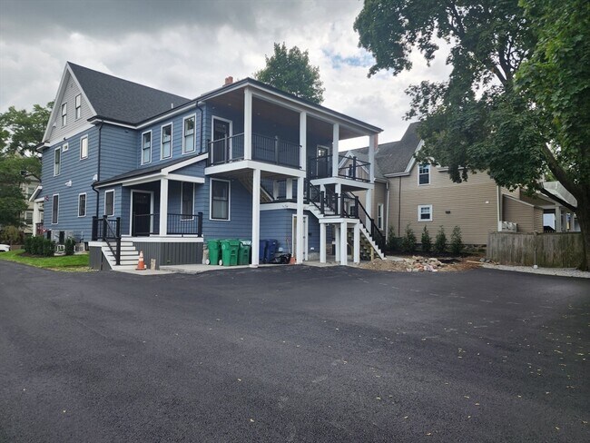Building Photo - 53 Eddy St