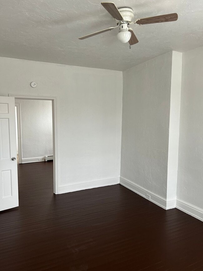 Building Photo - 24 N East St