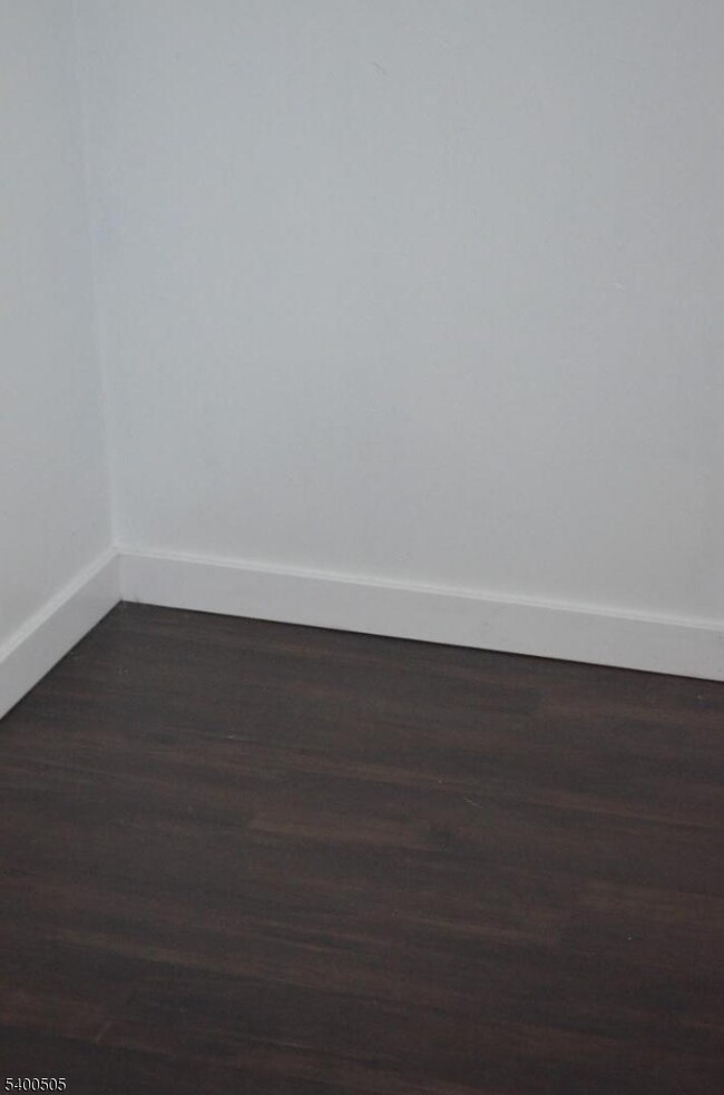 Building Photo - 14 Fremont St