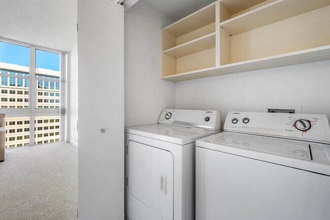 Building Photo - 550 Okeechobee Blvd