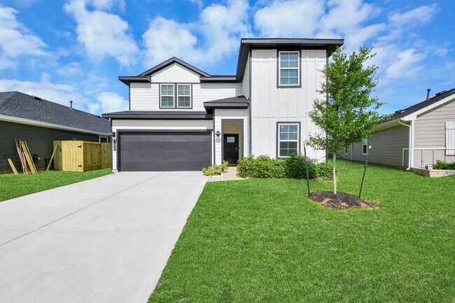 Building Photo - 31815 Kellan Grv Ct