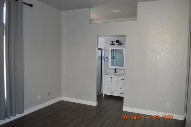 Building Photo - 732 Dwight Way